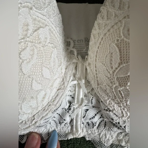 La Vie en Rose NWT padded bra - Picture 2 of 4